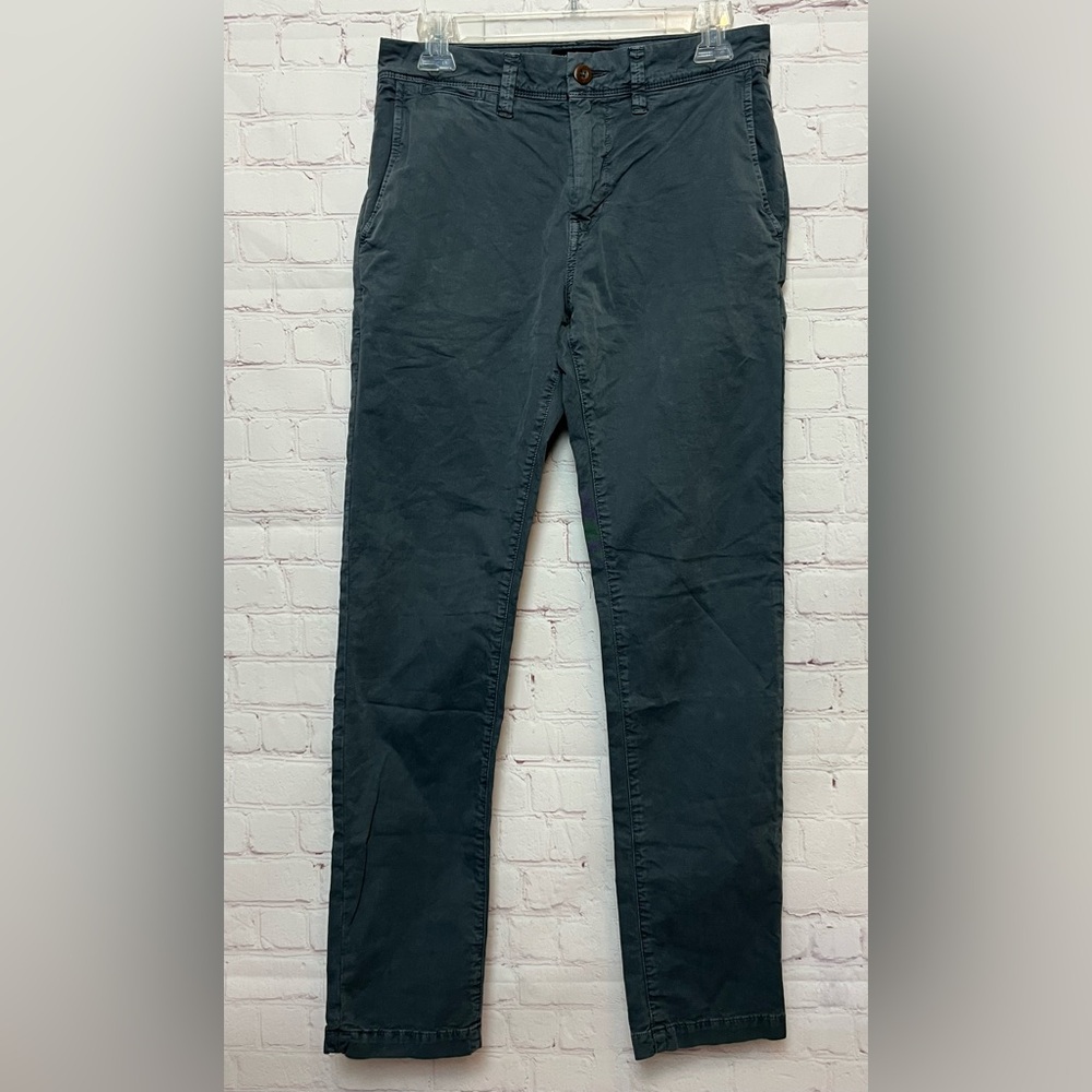 American Eagle Extreme Flex Slim Khaki Pants in Grey